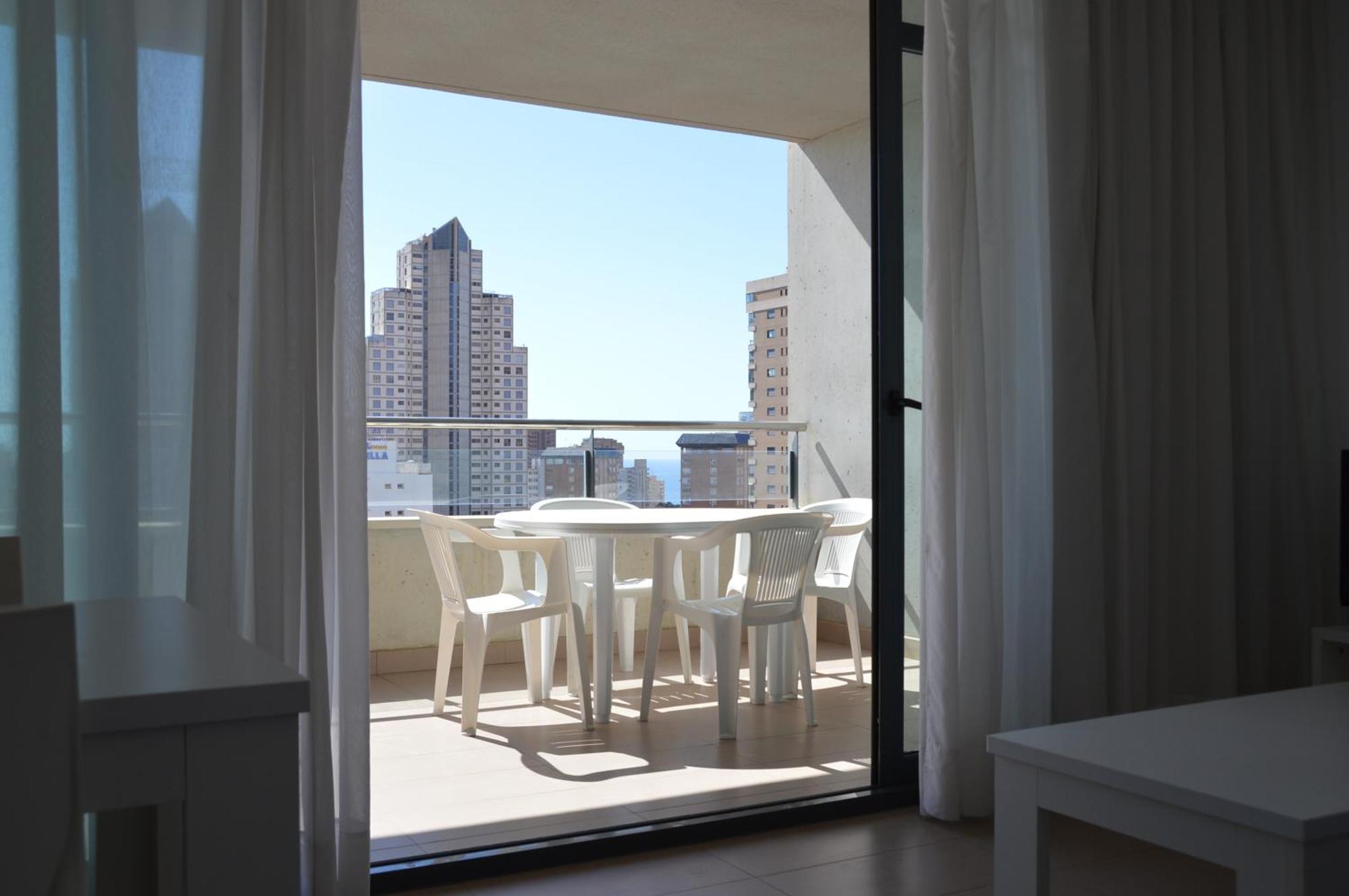 D'Oboe Marlovi Apt With Pool Benidorm Luaran gambar