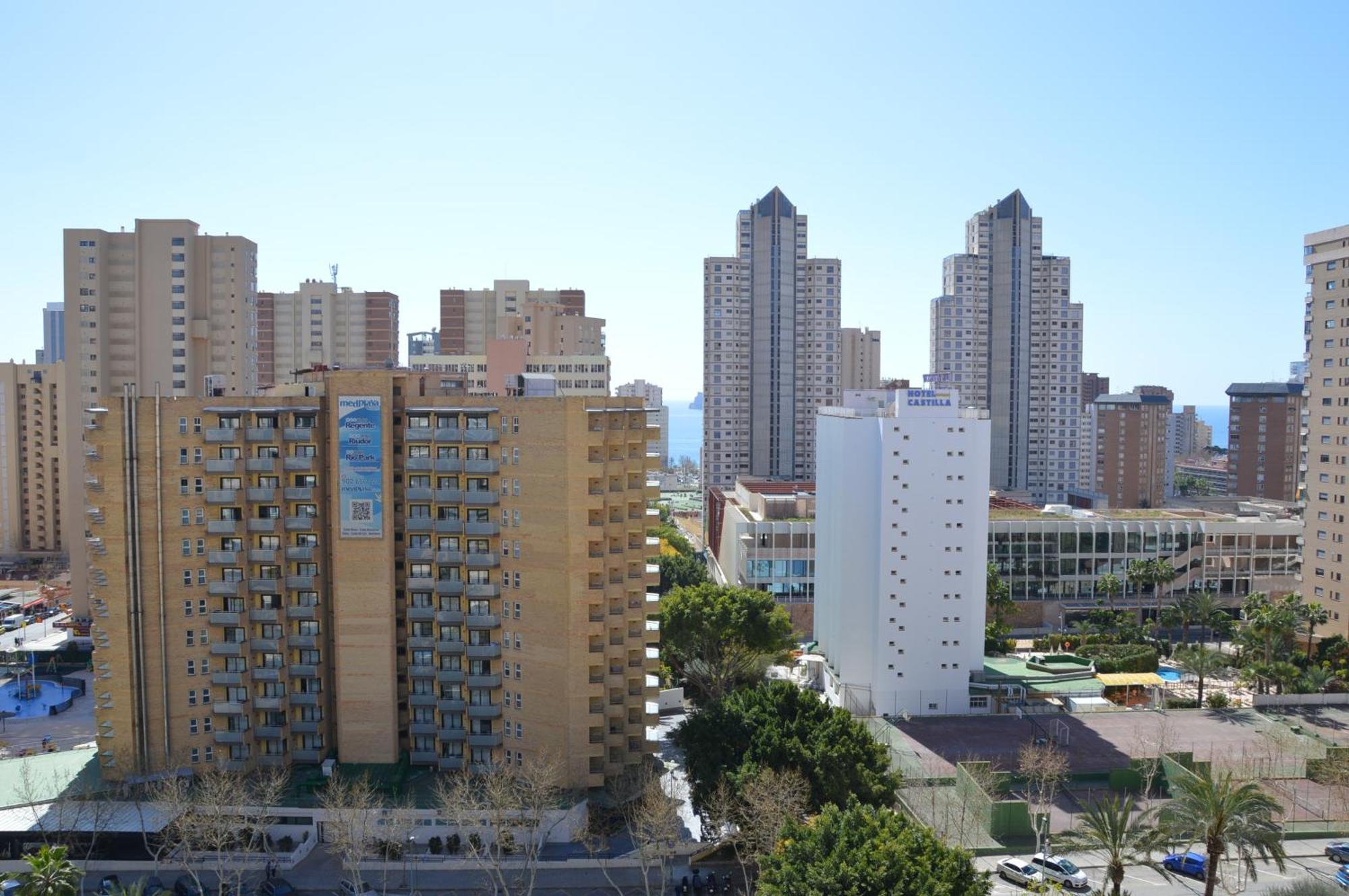 D'Oboe Marlovi Apt With Pool Benidorm Luaran gambar